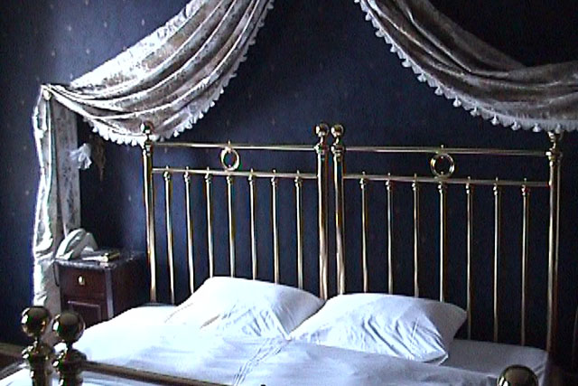 In die Sisi-Suite im heutigen Hotel Kaiserin Elisabeth kann man sich einmieten und einmal wie die Kaiserin ruhen